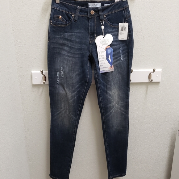 NWT Wanna Betta Butt Distressed Skinny Jeans Sz 5 - Picture 6 of 12